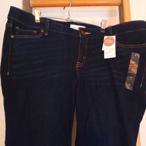 NWT Lane Bryant Deluxe Fit Straight Jeans. Dark Wash. Low rise. 16